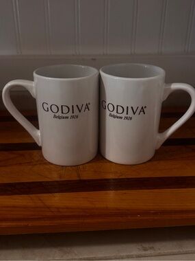 Diva White Ceramic Godiva Logo Mugs - Pair